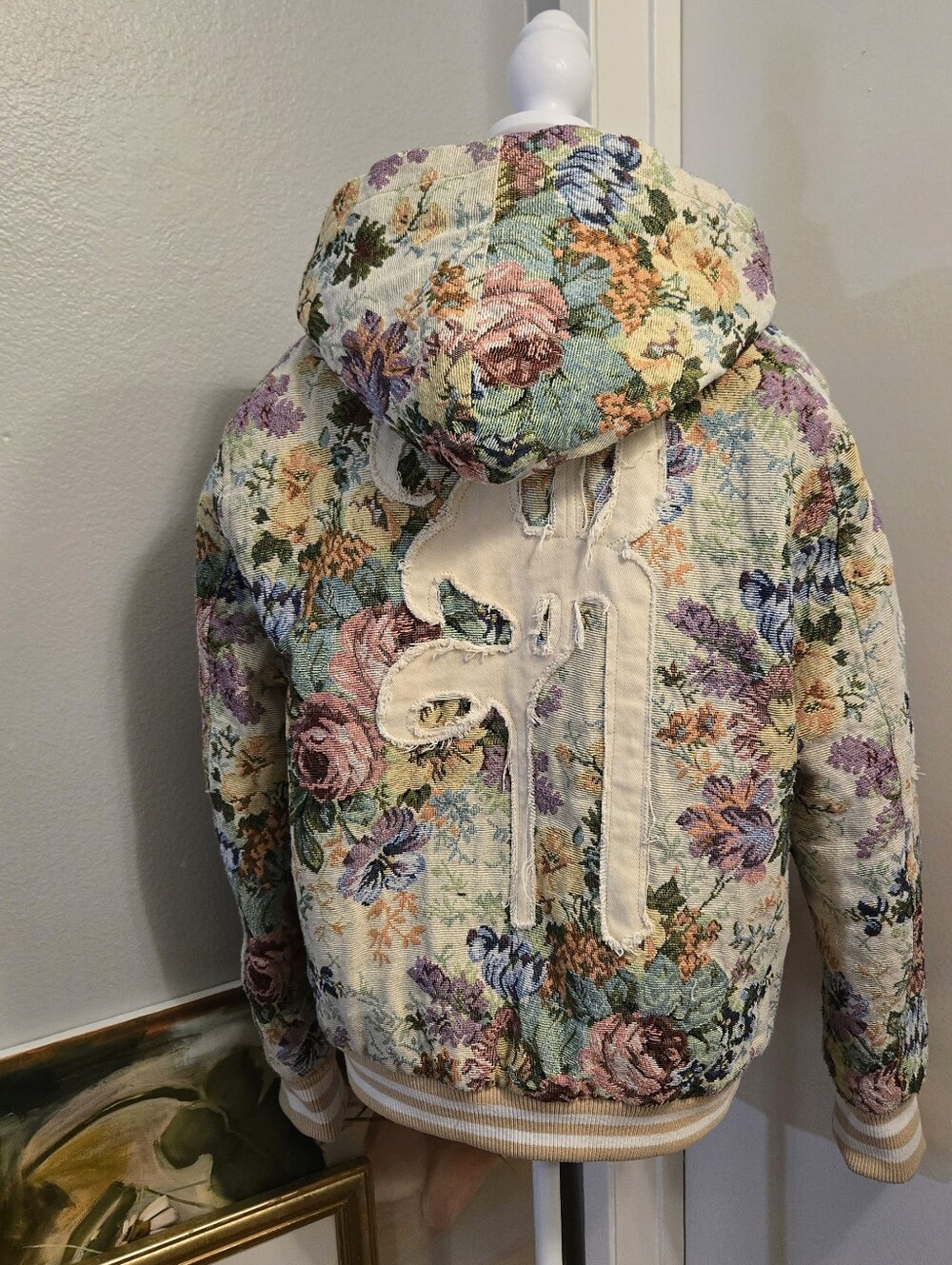 Kloud 9 NWT Beige Flower Hooded jacquard Tapestry Jacket with Zipper Size Small